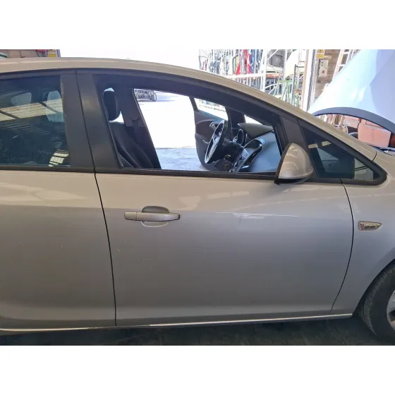 Puerta Delantera Derecha para Opel Astra J (P10)