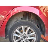 Plastico Pase Rueda Tras. Izq. para Mazda 3 (Bm, Bn)