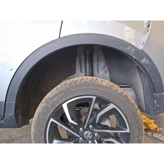 Plastico Pase Rueda Tras. Izq. para Mg Zs Suv (Azs1)