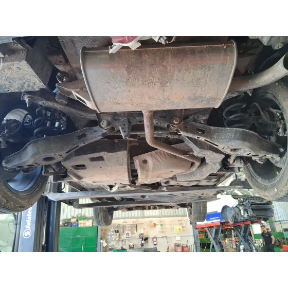 Puente Trasero para Toyota C-Hr (_X1_)