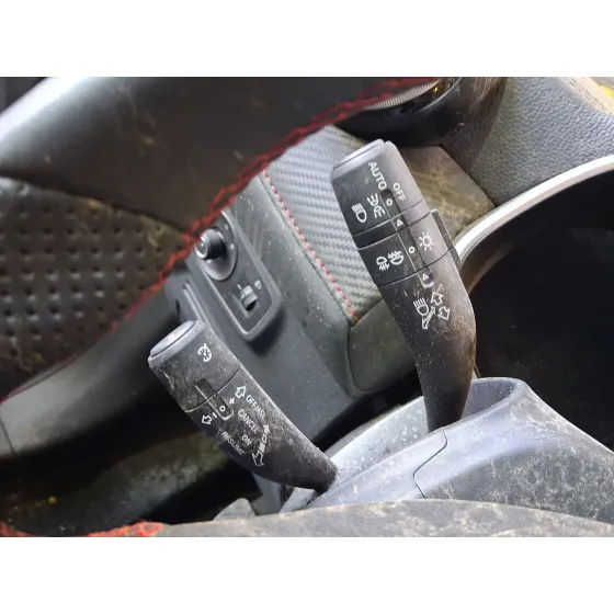 Mando Luces Y Limpia para Mg Zs Suv (Azs1)