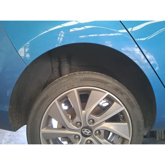 Plastico Pase Rueda Tras. Dch. para Hyundai I30 Fastback (Pde, Pden)