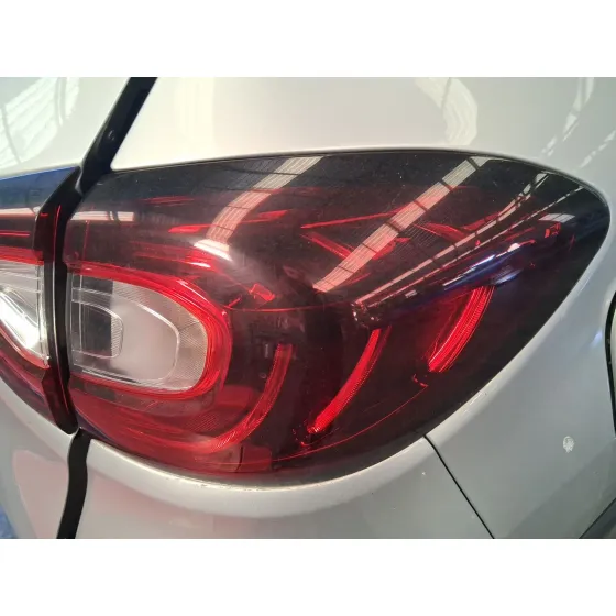 Piloto Trasero Derecho Exterior para Renault Captur I (J5_, H5_)