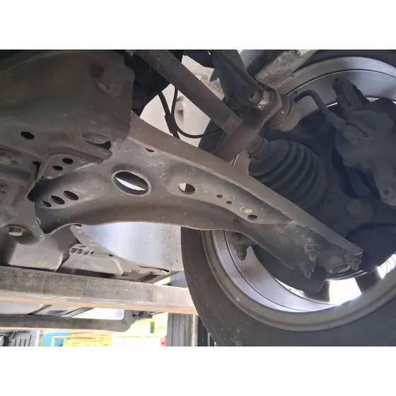 Brazo Suspension Inferior Delantero Izquierdo para Seat Leon (5F1)