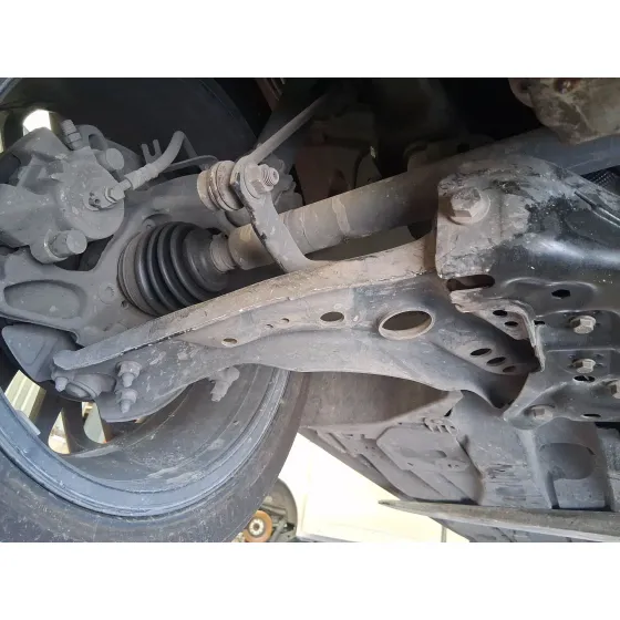 Brazo Suspension Inferior Delantero Derecho para Seat Leon St (5F8)