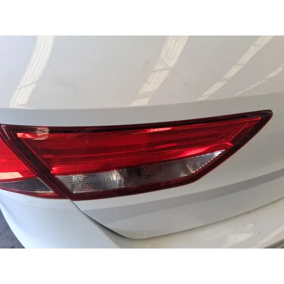 Piloto Trasero Izquierdo Interior para Seat Leon St (5F8)