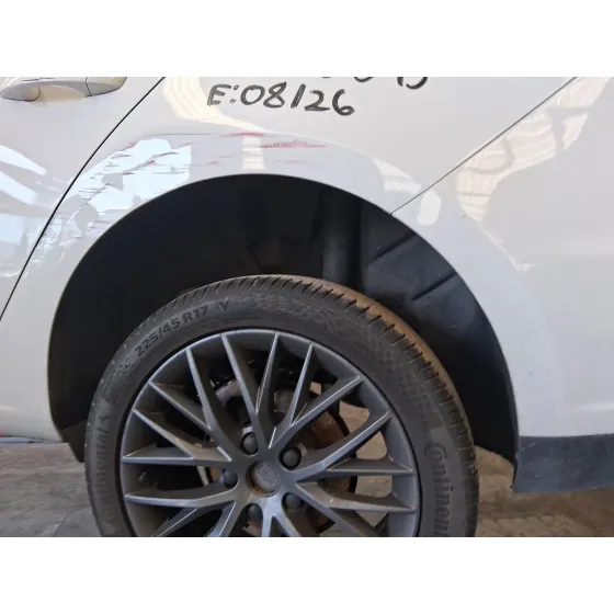 Plastico Pase Rueda Tras. Izq. para Seat Leon St (5F8)