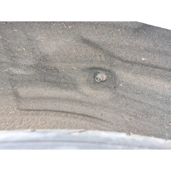 Plastico Pase Rueda Tras. Dch. para Mitsubishi Outlander Ii Van (Cw_W)