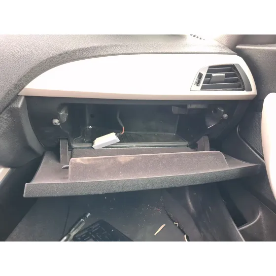 Guantera para Bmw 1 (F21)