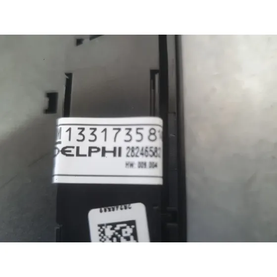 Mando Radio para Opel Astra J Sedan