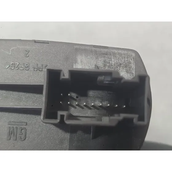 Mando Elevalunas Delantero Izquierdo para Opel Corsa E (X15)