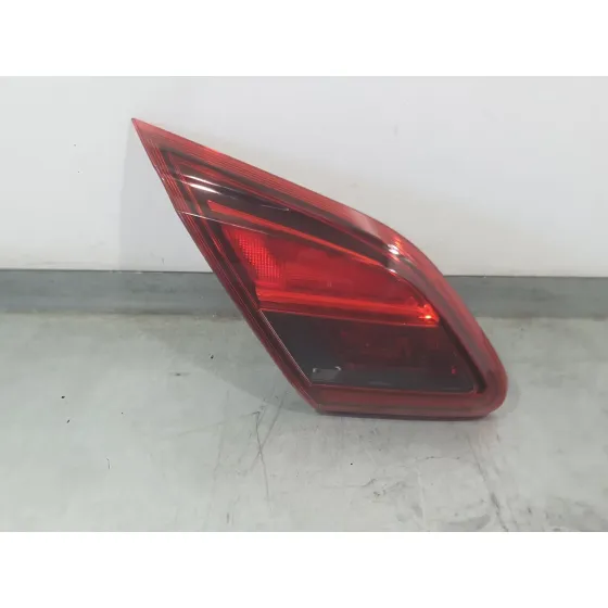 Piloto Trasero Izquierdo Interior para Opel Corsa E (X15)