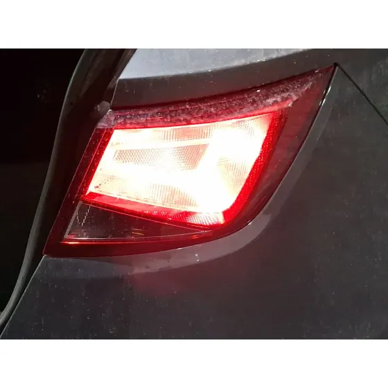 Piloto Trasero Derecho Exterior para Seat Leon St (5F8)