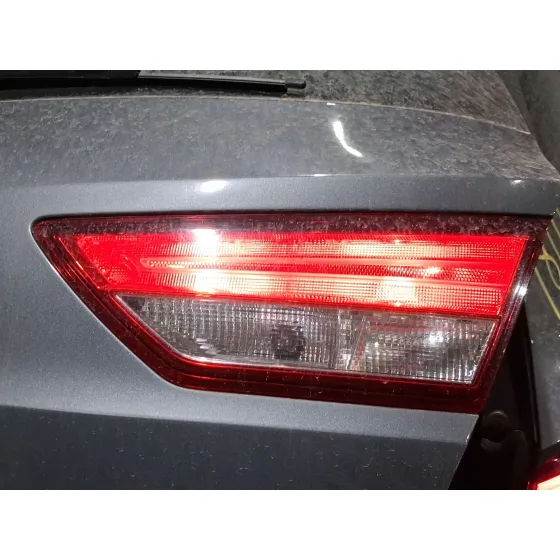Piloto Trasero Derecho Interior para Seat Leon St (5F8)