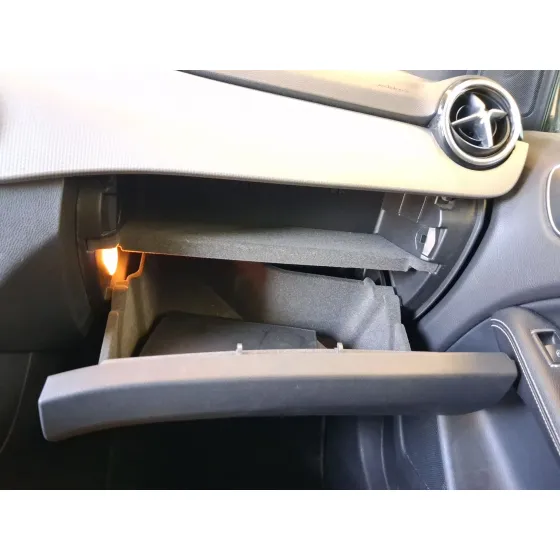 Guantera para Mercedes-Benz Clase B Sports Tourer (W246, W242)