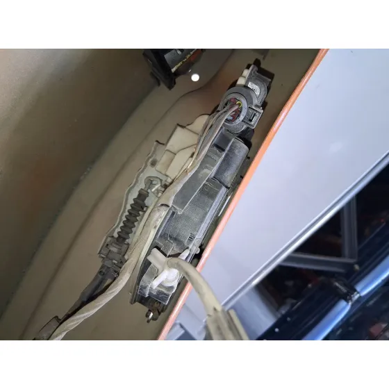 Cerradura Puerta Delantera Derecha para Seat Ibiza Iv Sc (6J1, 6P5)