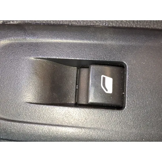 Mando Elevalunas Delantero Derecho para Peugeot Rifter