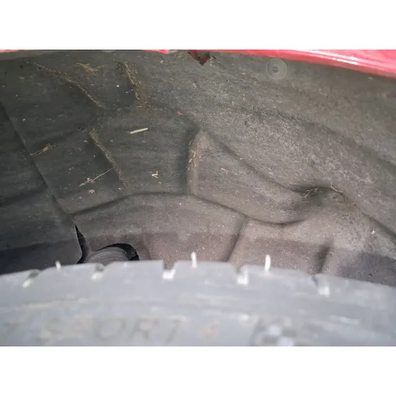 Plastico Pase Rueda Tras. Izq. para Seat Leon (5F1)