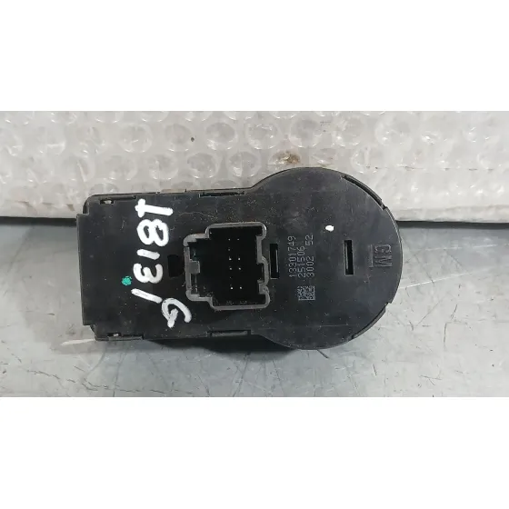 Mando Luces para Chevrolet Cruze Hatchback (J305)