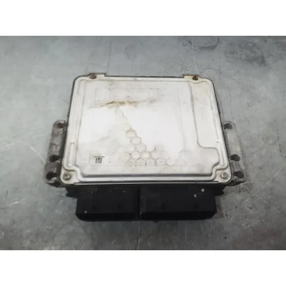 Centralita Motor Uce para Opel Corsa F (P2Jo)