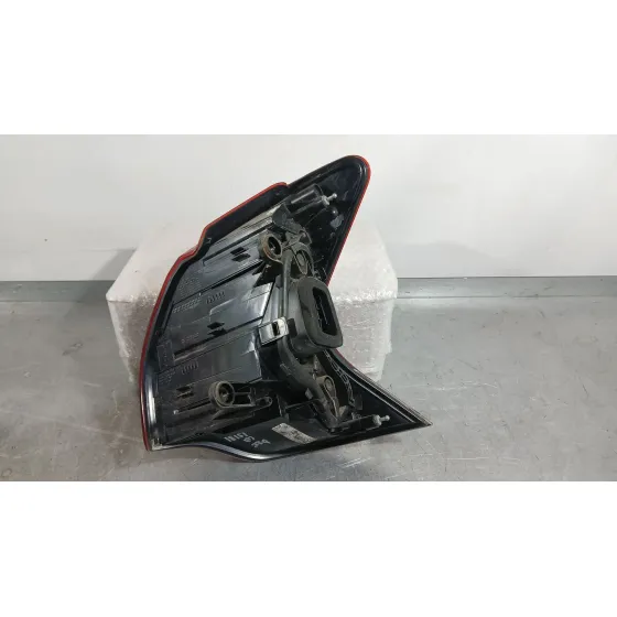 Piloto Trasero Izquierdo Exterior para Peugeot 3008 I Monospace (0U_)