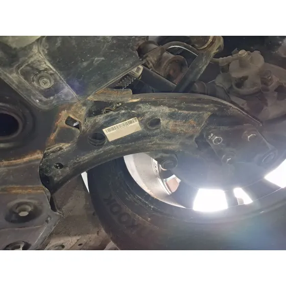 Brazo Suspension Inferior Delantero Izquierdo para Mg Zs Suv (Azs1)