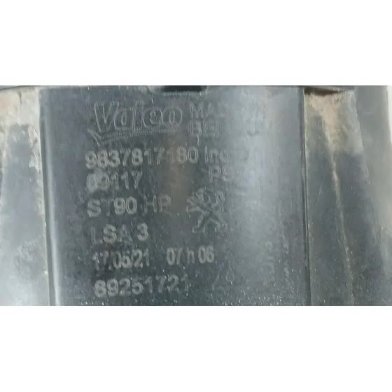Faro Antiniebla Derecho para Peugeot Rifter