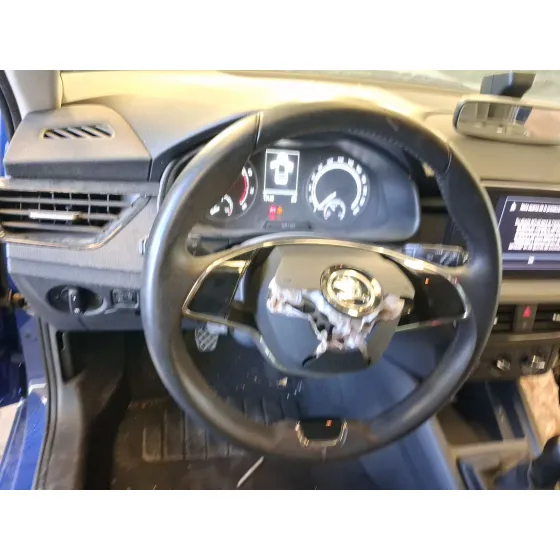 Volante para Skoda Kamiq (Nw4)