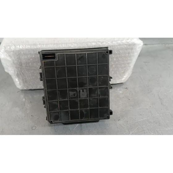 Caja Reles / Fusibles para Ford Fiesta Vii (Hj, Hf)