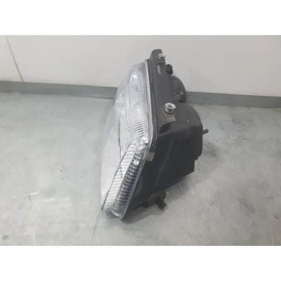 Faro Derecho para Volkswagen Passat B5 (3B2)