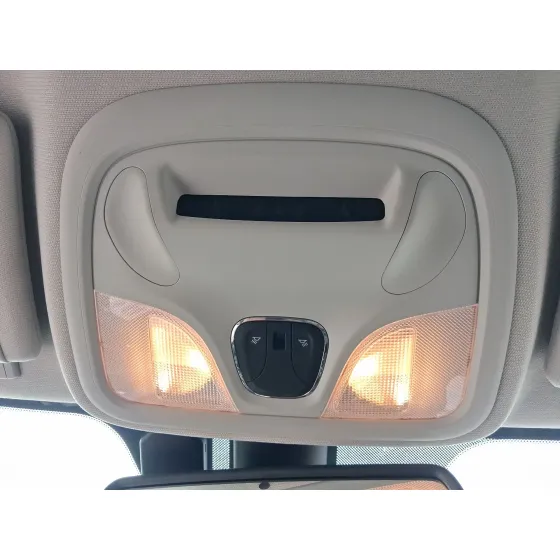 Luz Interior para Jeep Cherokee (Kl)