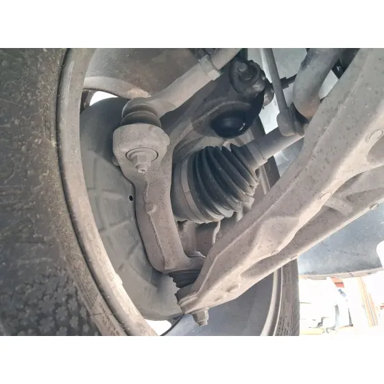 Mangueta Delantera Izquierda para Jeep Cherokee (Kl)