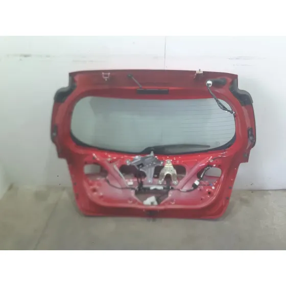 Porton Trasero para Toyota Yaris (_P13_)