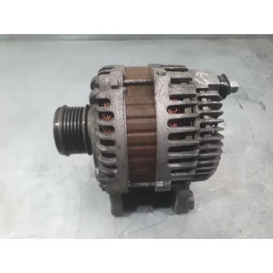 Alternador para Nissan Nv200 Furgoneta