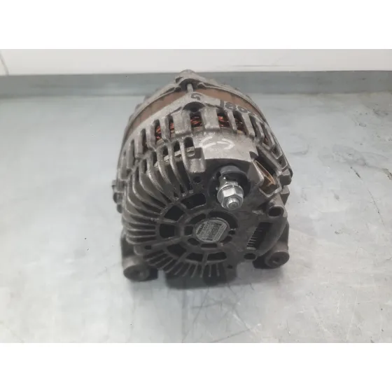Alternador para Nissan Nv200 Furgoneta