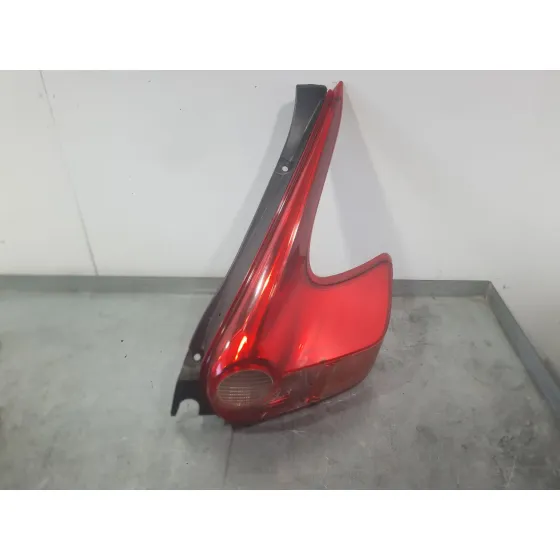 Piloto Trasero Derecho para Nissan Juke (F15)