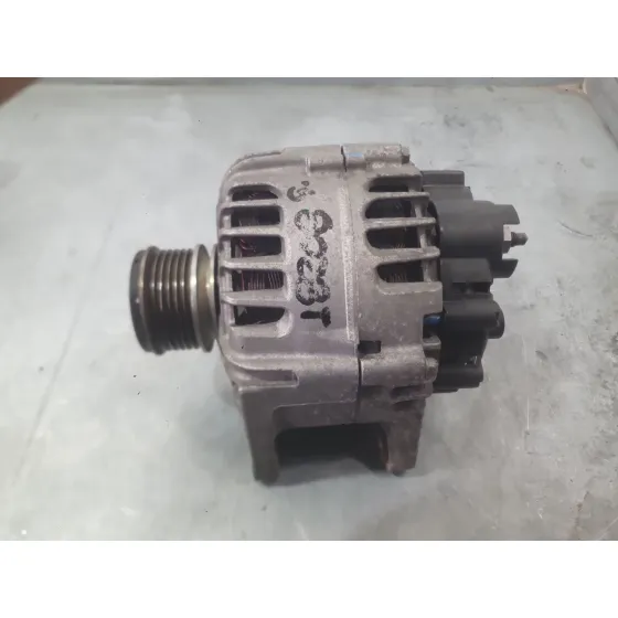 Alternador para Renault Clio Iv (Bh_)
