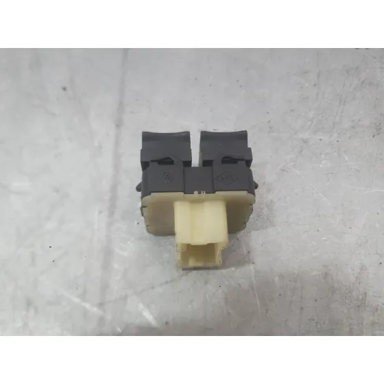 Mando Elevalunas Delantero Izquierdo para Renault Clio Iv (Bh_)