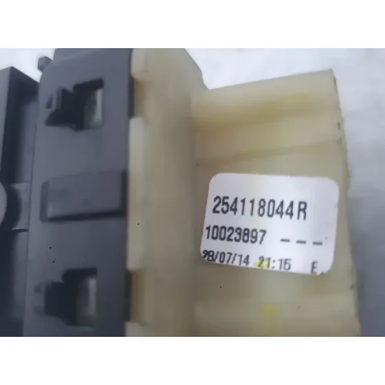 Mando Elevalunas Delantero Izquierdo para Renault Clio Iv (Bh_)