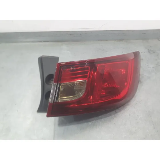 Piloto Trasero Derecho Exterior para Renault Clio Iv (Bh_)