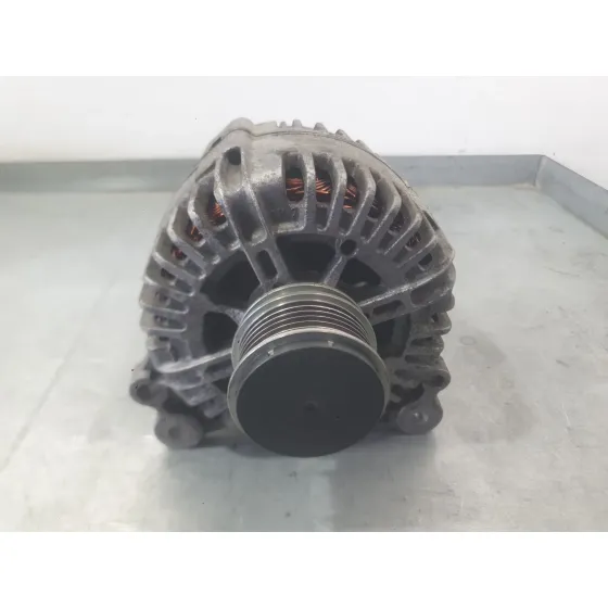 Alternador para Volkswagen Golf V (1K1)