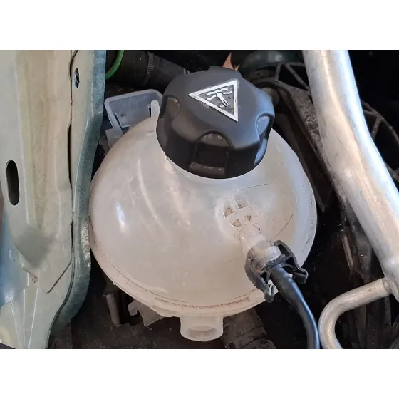 Deposito Expansion para Peugeot 3008 Ii Suv (Mc_, Mr_, Mj_, M4_)