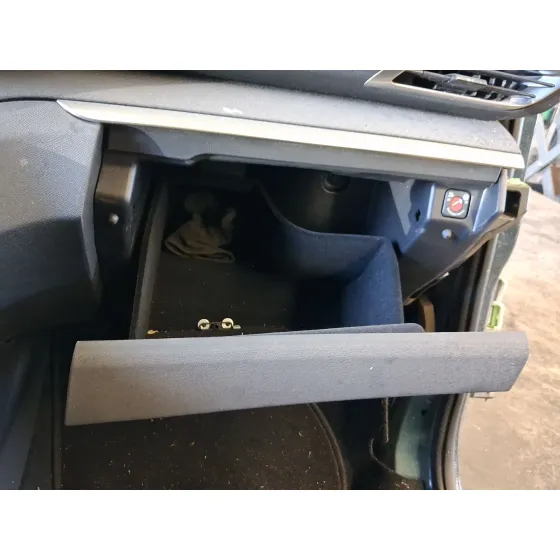 Guantera para Peugeot 3008 Ii Suv (Mc_, Mr_, Mj_, M4_)