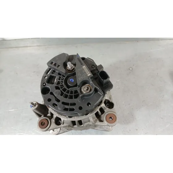 Alternador para Seat Ibiza Iv (6J5, 6P1)