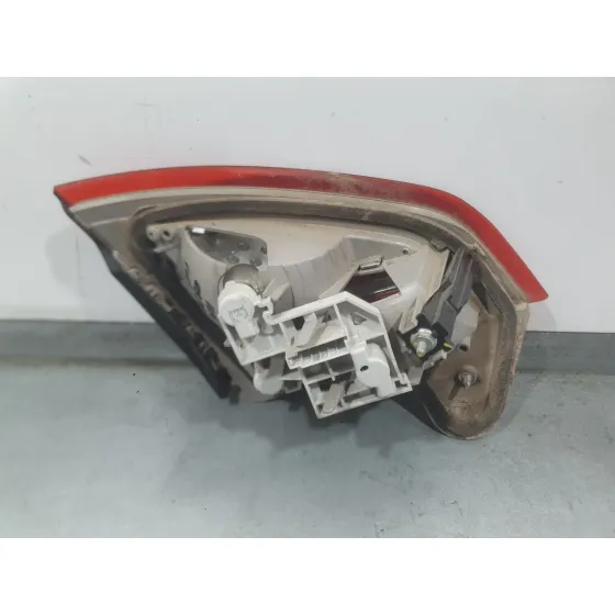 Piloto Trasero Derecho Interior para Ford Mondeo Iv (Ba7)