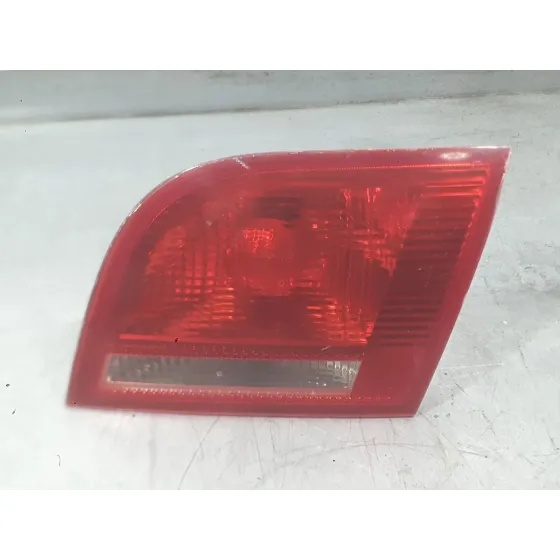 Piloto Trasero Derecho Interior para Audi A3 Sportback (8Pa)