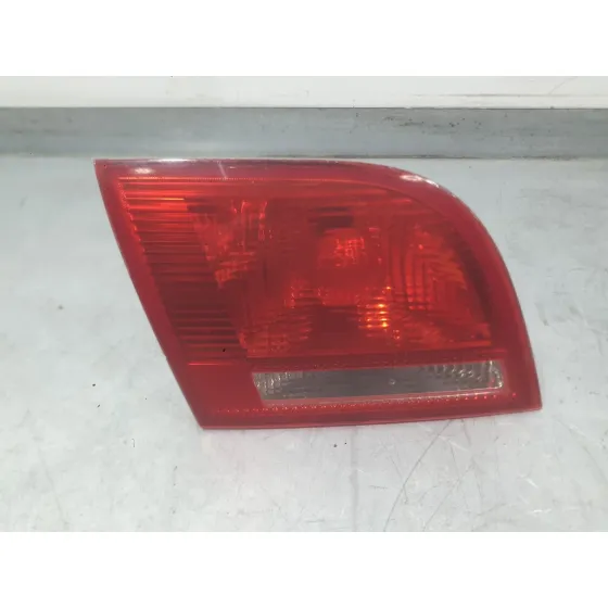 Piloto Trasero Izquierdo Interior para Audi A3 Sportback (8Pa)