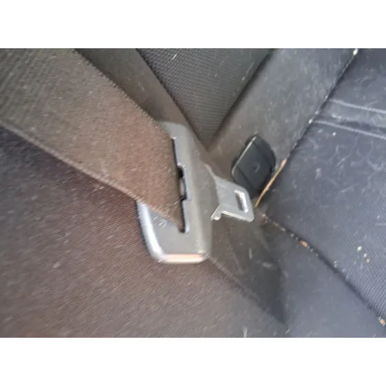 Cinturon Seguridad Trasero Derecho para Bmw 1 (F20)
