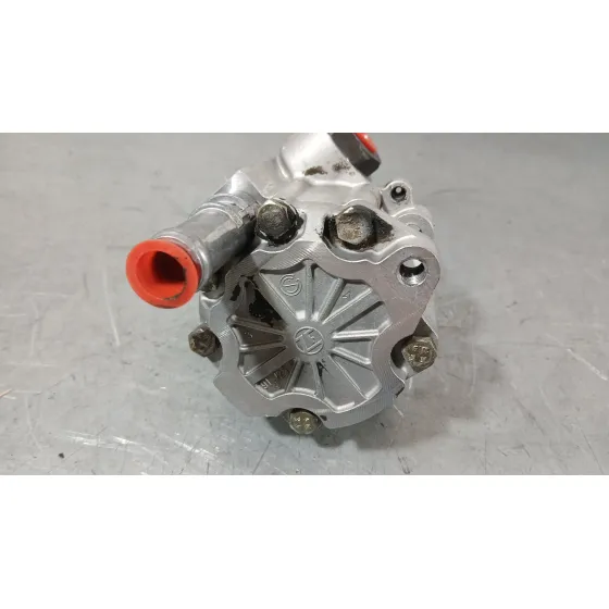 Bomba Direccion para Volkswagen Polo (6N2)