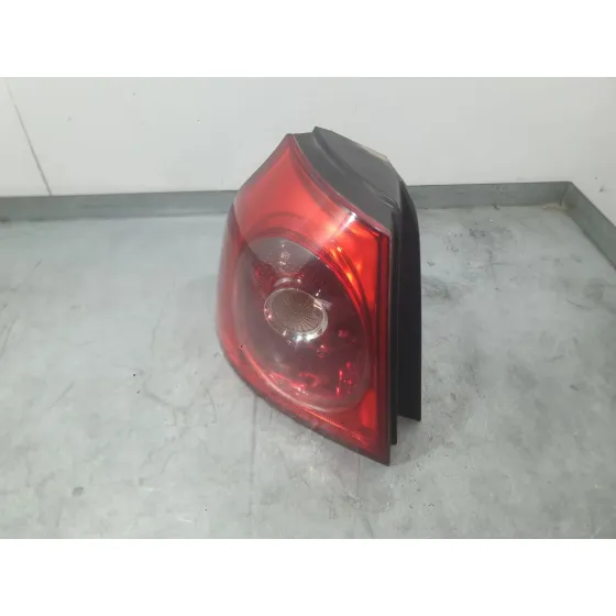 Piloto Trasero Izquierdo Exterior para Volkswagen Golf V (1K1)